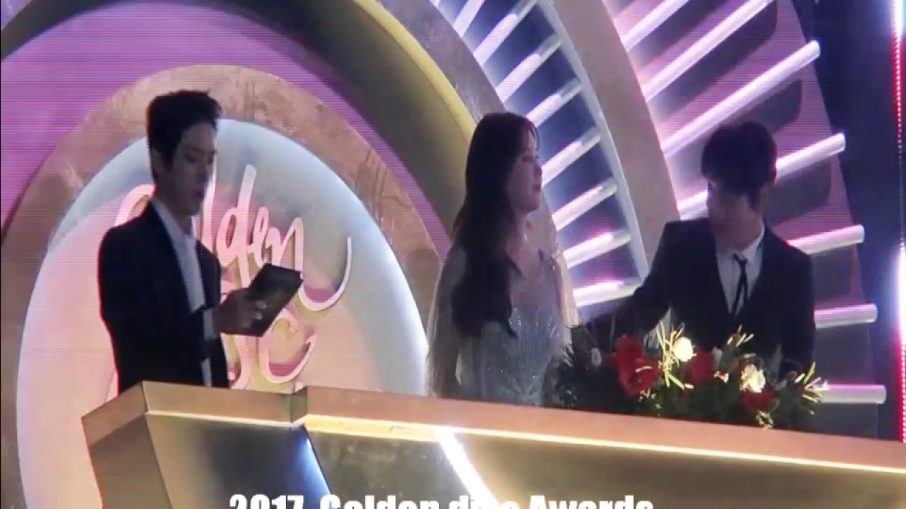 직캠) 2017. 골든디스크 황치열♥서현♥정용화 MC들의 못말리는 댄스본능 (feat.마마무 I FEEL GOOD )