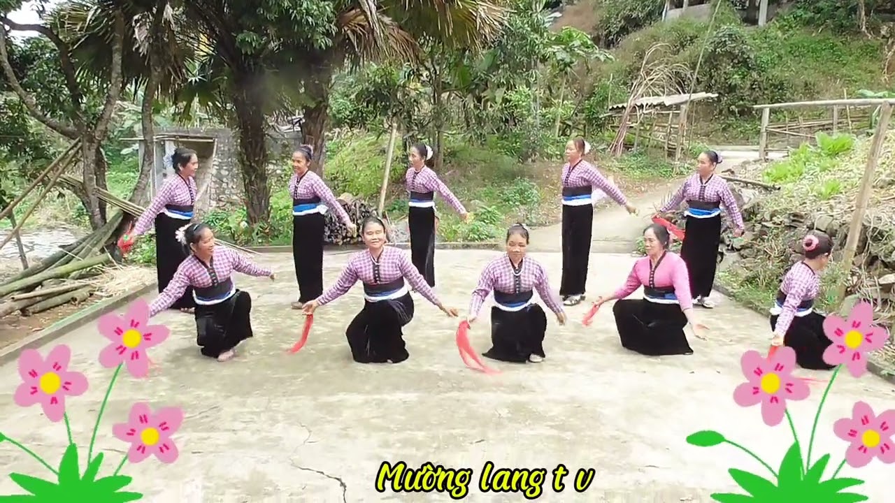 Múa vui xuân 2026 Bính Ngọ  của chị em văn nghệ cao tuổi bản Diệt thể hiện 