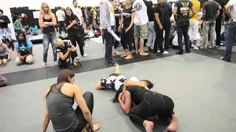 Ee Leng Chang wins Gold nogi BJJ fight