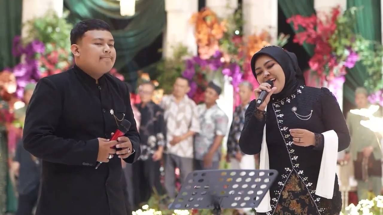 Menikahlah denganku - Yossie Black versi wedding party 