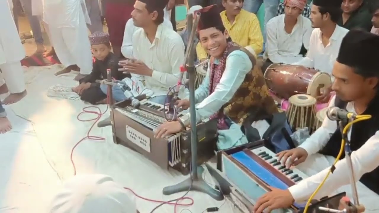 Astan hai ye kis shah e zeeshan ka.Harmonium