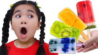 suri sarah and harry kids make fruit popsicles and smoothies making healthy food choices