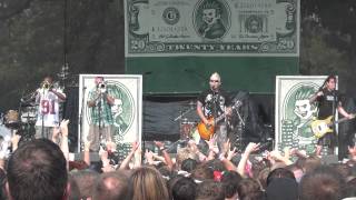 Less Than Jake - How's My Driving, Doug Hastings? (live at Riot Fest 2012)