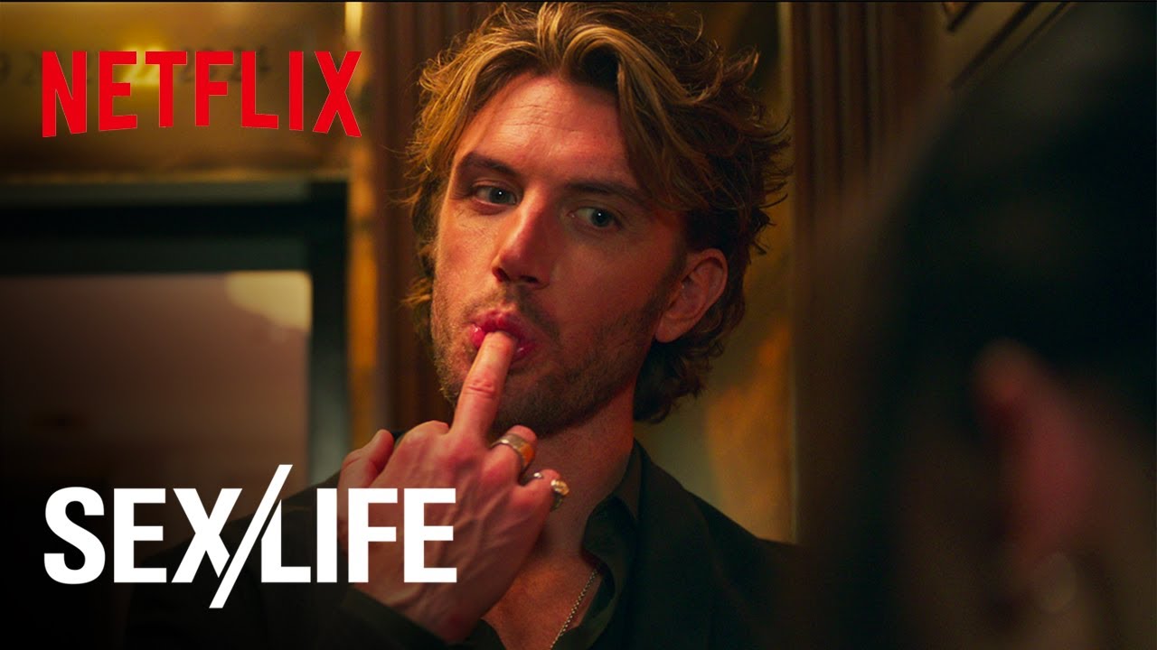 7 Moments From SEX/LIFE That Make Us Blush Netflix