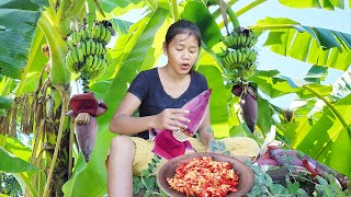 Fresh banana flower with Hot salt chili so eating delicious - Survival Solo Anywhere