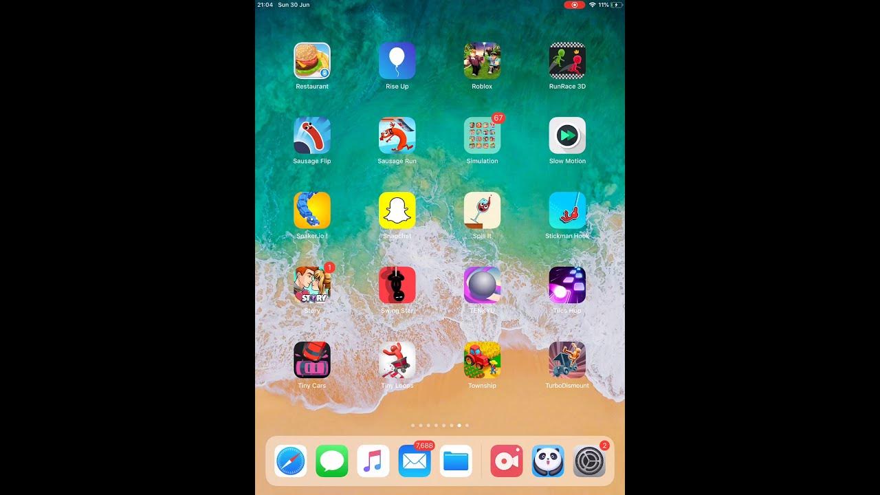 SIMS FREEPLAY INFINITE CURRENCY HACK! Panda Helper! YouTube