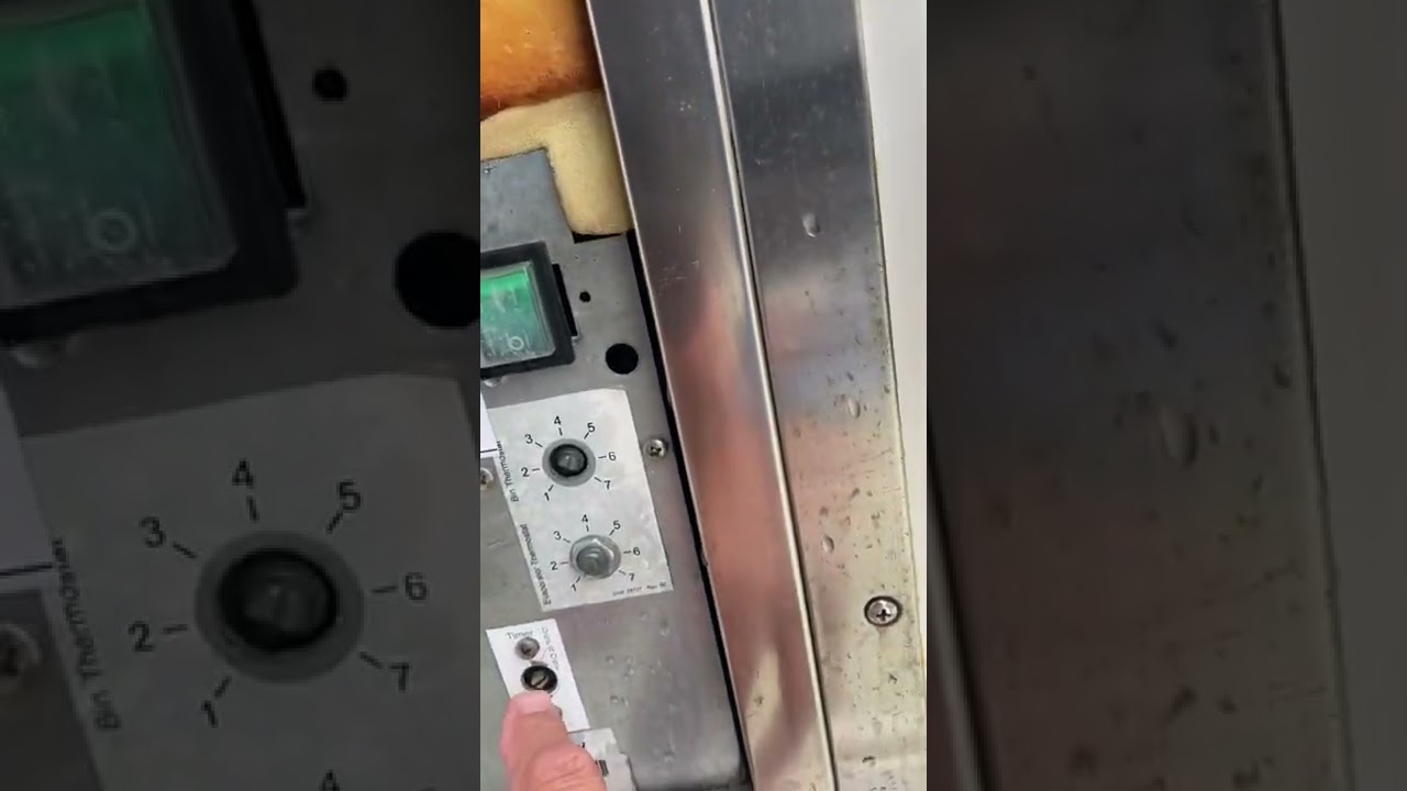 Start up on Isotherm ice maker on Back Cove 41