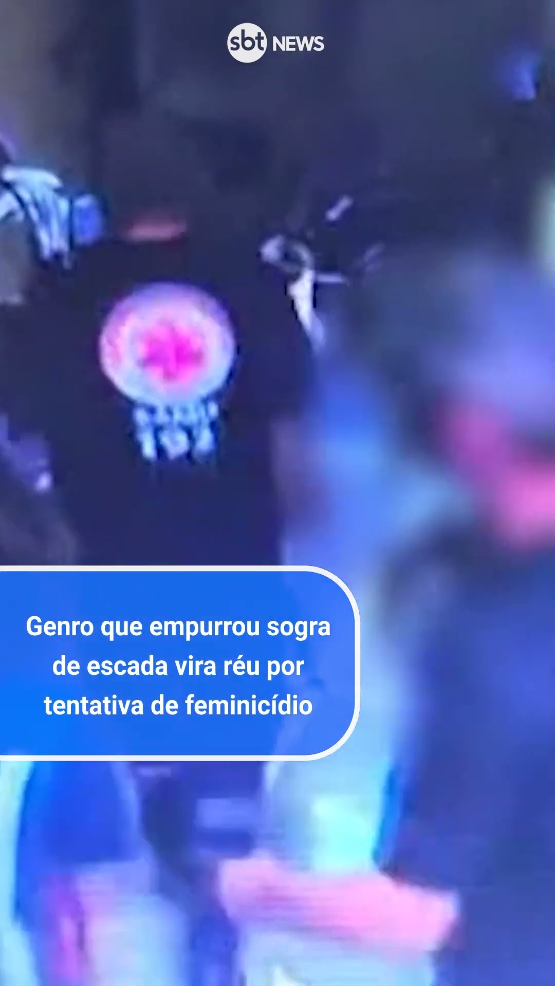 Homem que empurrou sogra de escada vira réu por tentativa de feminicídio