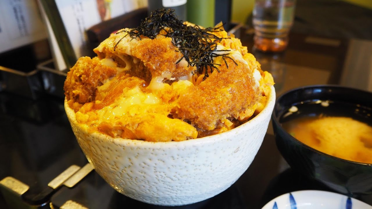 デカ盛りの カツ丼大盛 がすごかった 下町の有名デカ盛り店 タクト ガッツリ系丼好きの楽園 東京 小岩 Youtube デカ盛りの カツ丼大盛 がすごかった 下町の有名デカ盛り店 タクト ガッツリ系丼好きの楽園 東京 小岩 Youtube
