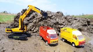 JCB Fully Loading Mud Tata Pickup | Tata Ace Accident Pit Pulling Out jcb ? Sonalika Tractor | Toys