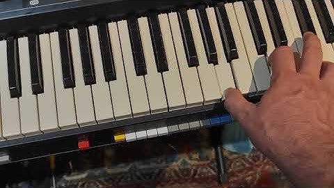 Roland Jupiter 4 with big sky: checking different settings