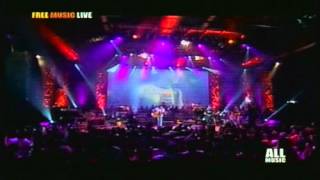 Video thumbnail of "Edoardo Bennato & Alex Britti - Ogni favola è un gioco - Free Music Live - 10-05-2006"