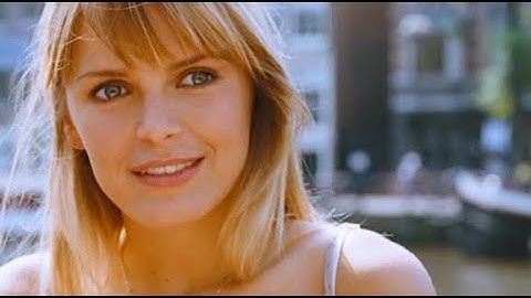 Coldplay - Fun (ft. Tove Lo) (Official Video)