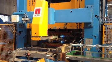 146 - (N) - Loader & Twist Feeders