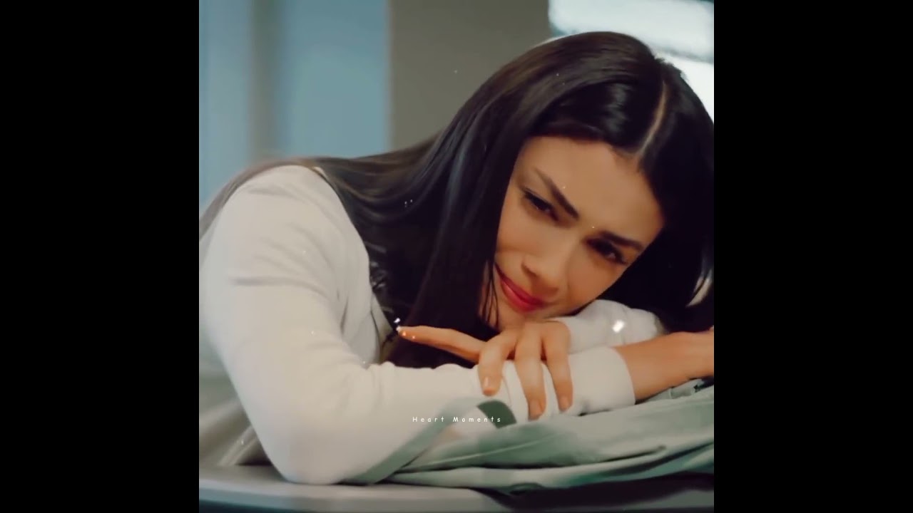 Girl crying mood off whatsapp status very sad girl whatsapp status