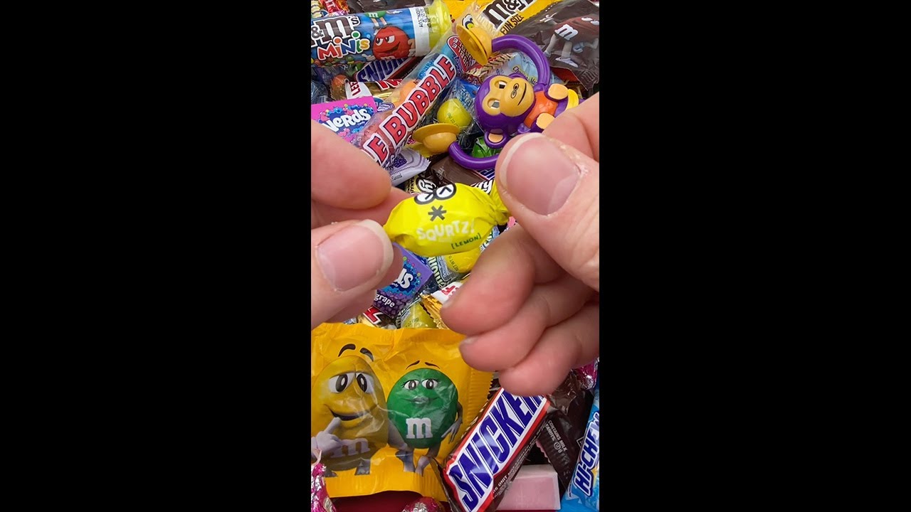 Very Yummy Candy with Fant Flyer, ASMR 