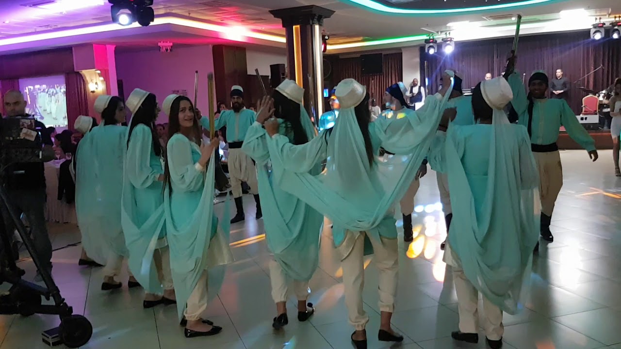 فرقه بلاد الشام في اول استعراض قاعه افراح لعام 2018 للحجز والاستفسار ..0505971407