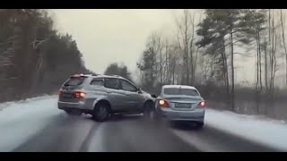 Compilation of Car Crash Slides &amp; Accidents Winter (Snowy &amp; Icy Roads) #car #crash #accidents