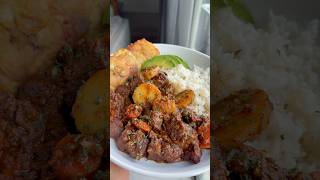 How to make the BEST beef stew. Puerto Rican Carne Guisada #stew #beefrecipe