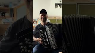 VOGG -HAPPY BIRTHDAY TO ROBB FLyn - Playing the Accordion "TEN TON HAMMER"