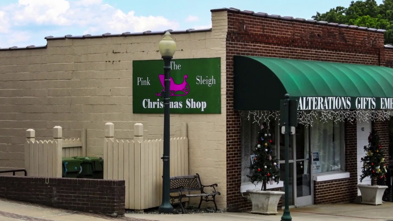 For sale Storefront with lower level Apartment located on 42 N Main St