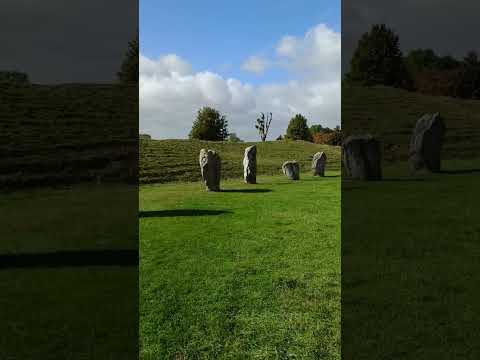 Vídeo: Com visitar l'Avebury Henge d'Anglaterra