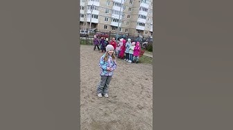 Три пушистых хвоста пришли поздравить Варвару с днём рождения #status # ...
