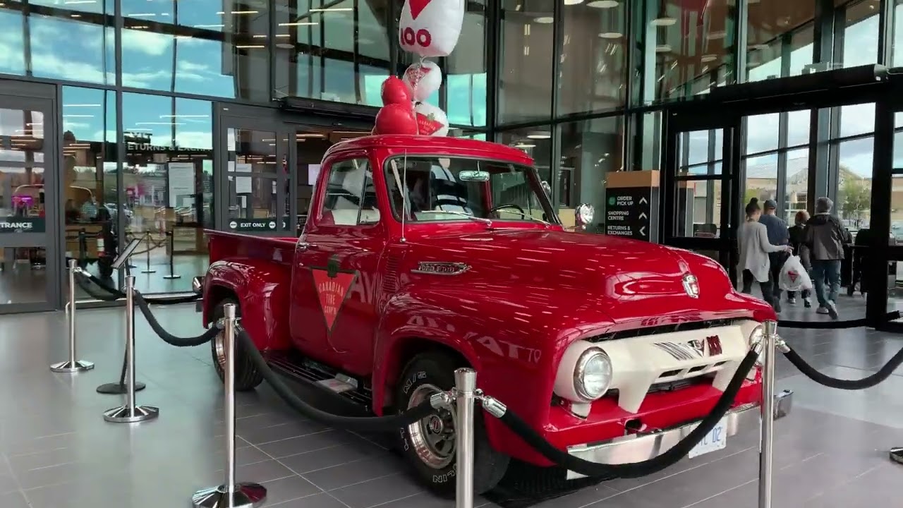 VIDEO: Largest Canadian Tire store in B.C. attracts crowd of curious in  Chilliwack - The Chilliwack Progress