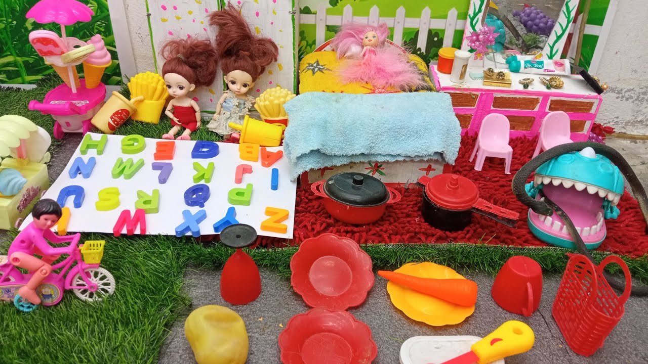 Barbie Doll wala cartoons/Mini Barbies kitchen sets/super cute pink