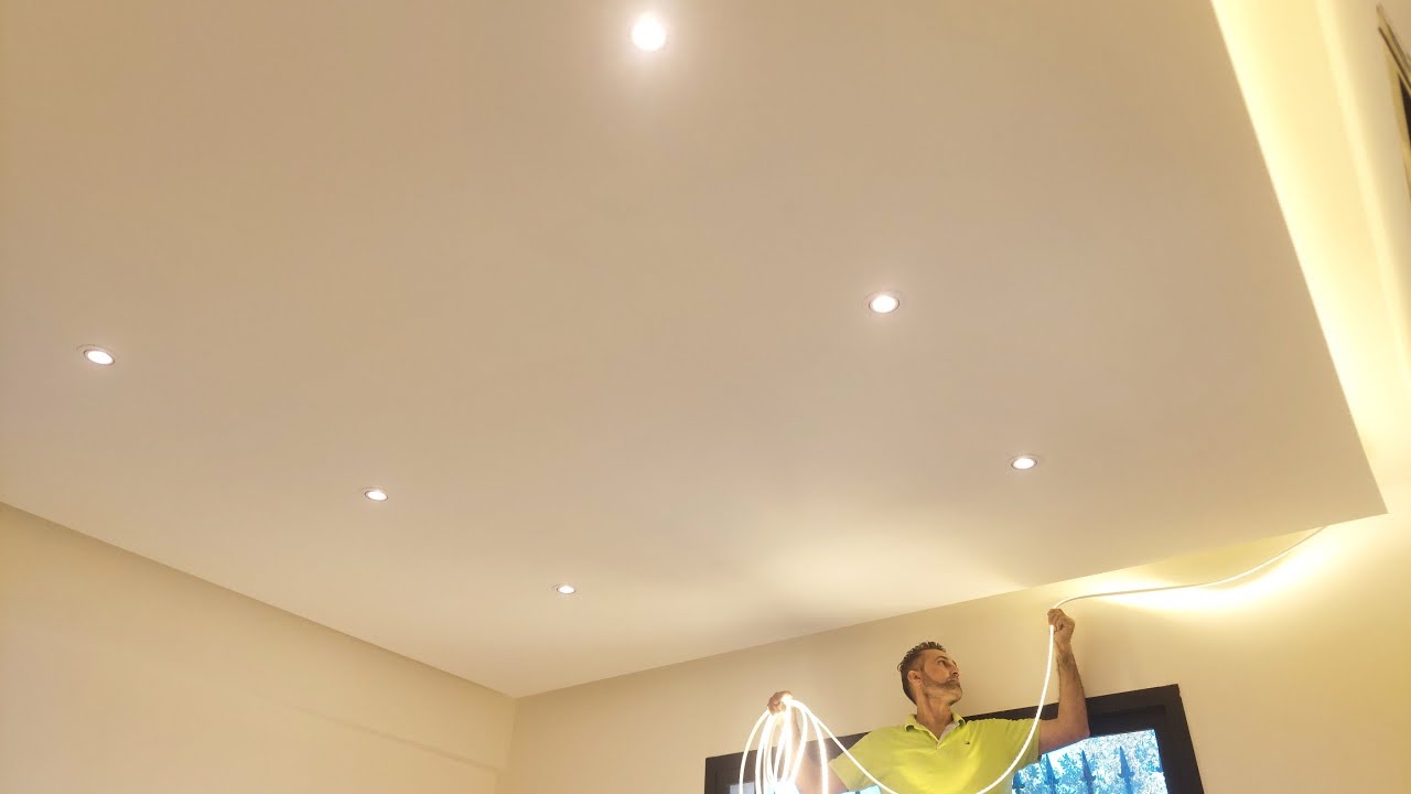 Как сделать потолок из гипсокартона с подсветкой сбоку от стены
