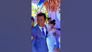 KHOẢNG KHÁC NGƯỜI CHA TIỄN CON VỀ NHÀ CHỒNG : GIỌT LỆ SAU NỤ CƯỜI