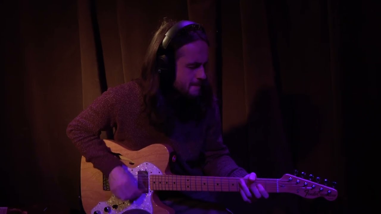 FLOAT SESSION 2 // Samuel Cooremans