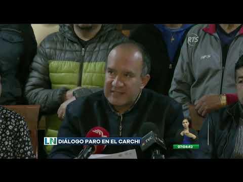 Diálogo entre los Ministros de Estado y dirigentes de Carchi paro docente