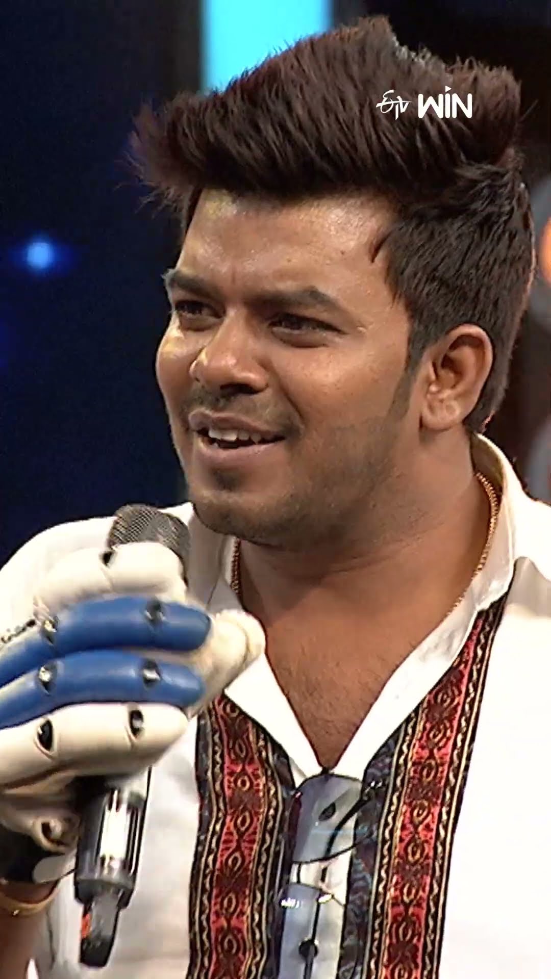 #shorts - సుధీర్ కళ్ళల్లో ఏదో ఉంది అది తుడిచినా పోదు..! #dhee #comedy #sudheer #rashmi