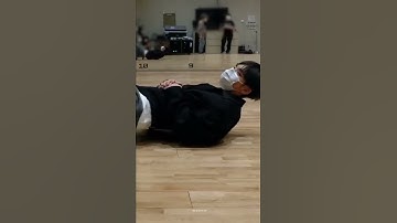 [TXT] taehyun is the last brain cell in txt, also taehyun: