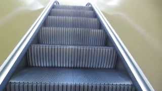 Vintage Montgomery Escalators @ Vallco Shopping Mall in Cupertino CA