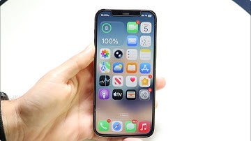 iPhone 12 Pro In LATE 2025! (iOS 26.1 Vs iOS 18.7.2, Battery Life, Lag, Upgrade To iPhone 17?)