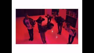 Chris Brown - Dance ' little bit #Royalty with the fam.