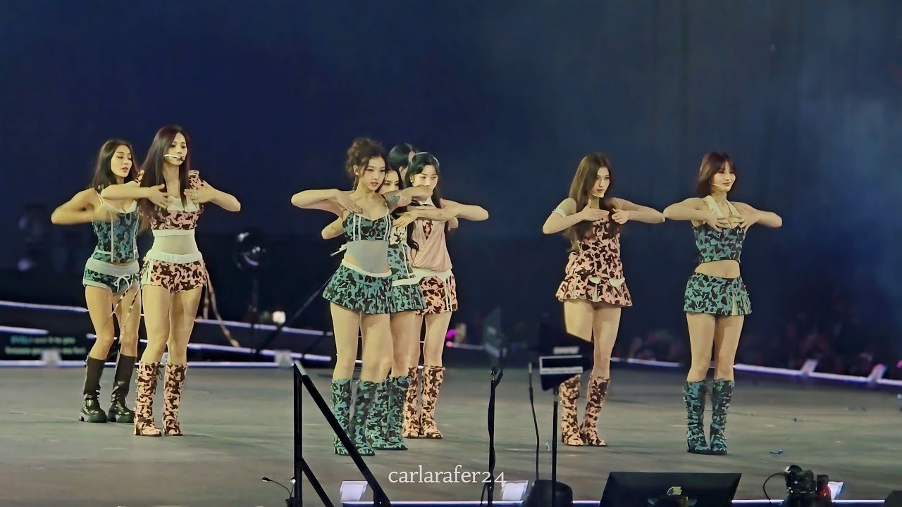 [4K] TWICE THIS IS FOR in Bulacan, Philippines - FULL PERFORMANCE + ENCORE Fancam