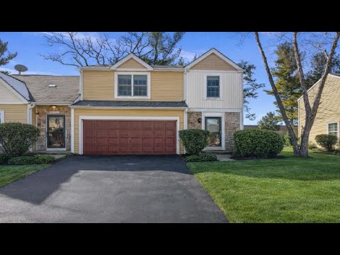 1923 Ozark Pkwy, Algonquin, IL home video tour