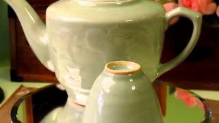 【中国陶磁器】青磁茶器セット　透かし金魚　約高さ13cm 容量500cc（急須）