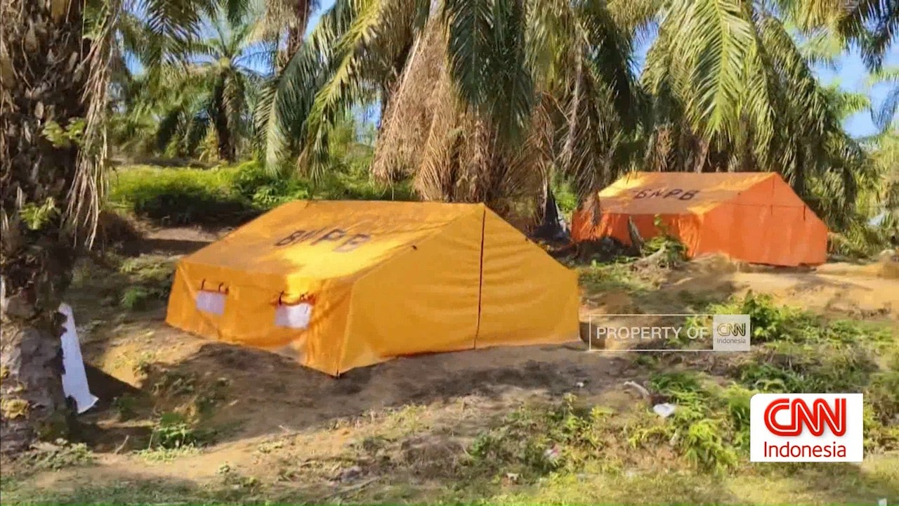 Huntara Rusak, warga Mimilih Bertahan di Tenda Pengungsian