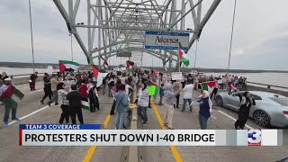 Pro-Palestinian demonstrators shut down lanes on I-40 bridge