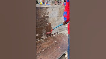 Oiling formwork #shorts #construction #skills