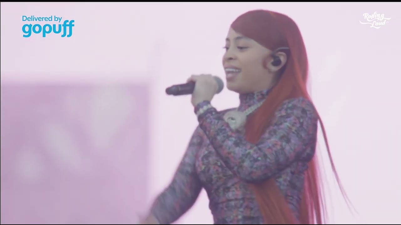 Crowd Goes CRAZY For Ice Spice Munch (Feelin 'U) At Rolling Loud !!! [LIVE IN 4K]