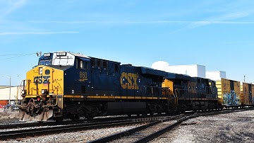 Pair Of CSX GE ES44AHs Lead CN A432
