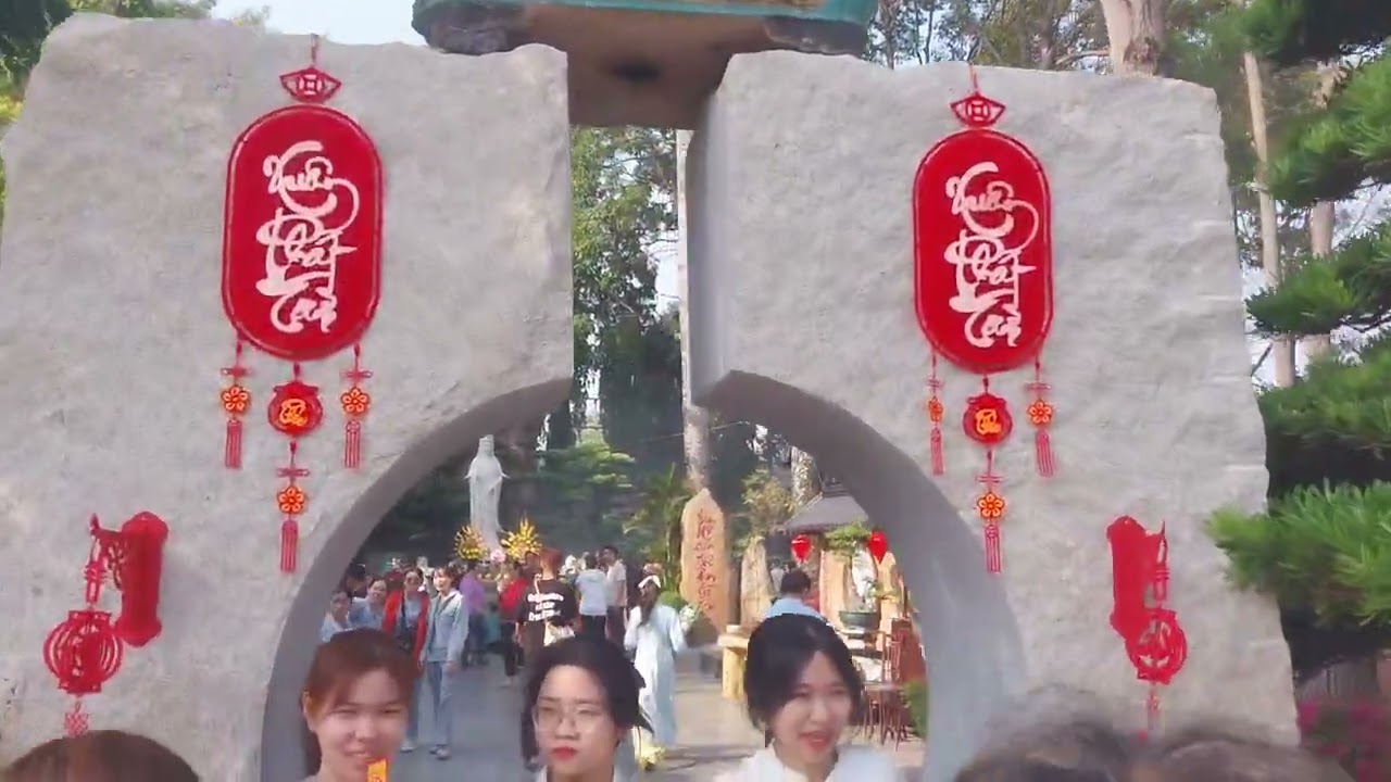 TẤM PHẬT XIN LỘC ĐẦU NĂM CHÙA HOẰNG PHÁP #hocmon #hochiminh 