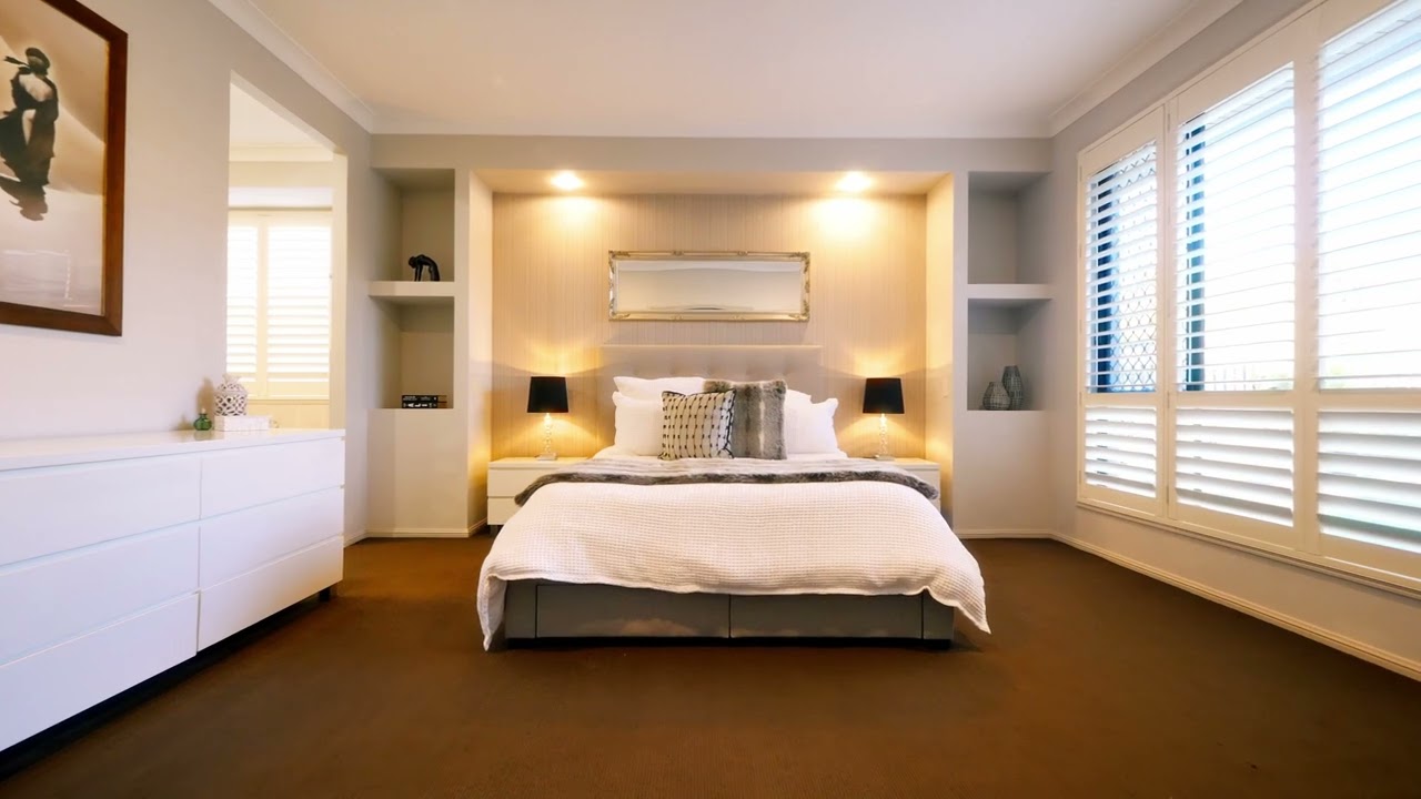 Luxury Living  I  24 Crossing Drive  I  Eatons Hill  I  Bonnie Worth Team  I  Real Estate