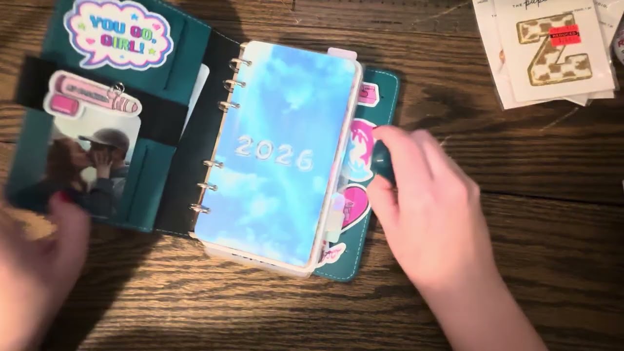 ✨Plan with me! Except I’m all over the place 🤣