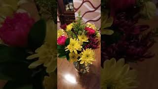Dont order anything from Avas flowers, they ripped us off.